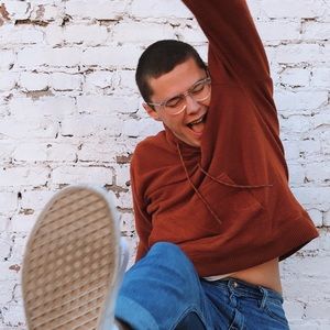 Meet your Posher, Jonathan